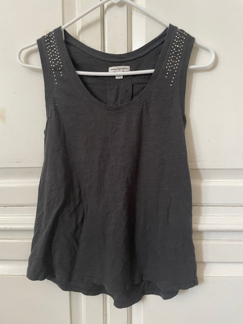 American eagle gray sleeveless beaded 100% cotton round neck shirt size small